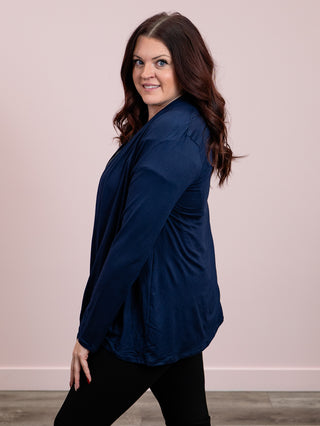 *FINAL SALE* Catch The Breeze Cardigan | Navy