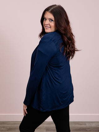 *FINAL SALE* Catch The Breeze Cardigan | Navy