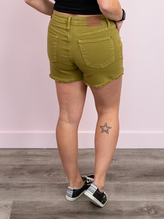 *FINAL SALE* Judy Blue | Mid Rise | MATCHA Fray Hem Shorts | Sandy