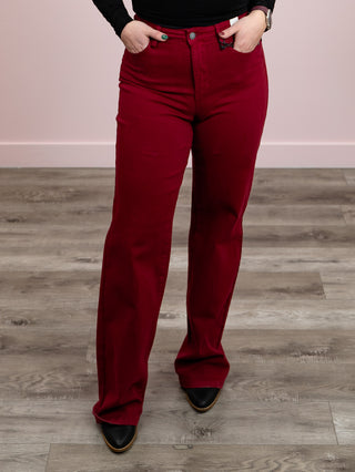 Judy Blue | High Rise 90's Straight Heart Pockets | SCARLET | Shannon