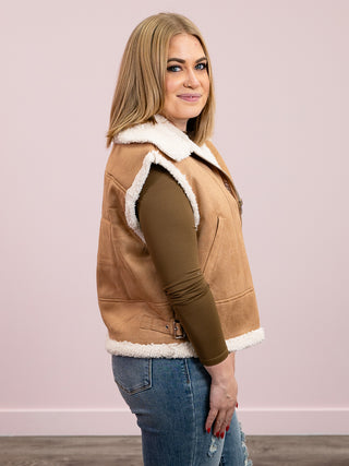 You Go Girl Suede Zipper Vest | Brown