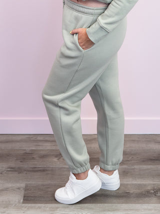 Peak Billow Jogger | Marsh