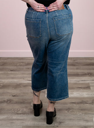 Judy Blue | High Rise | Cropped Wide Leg Mid Wash | Jethro