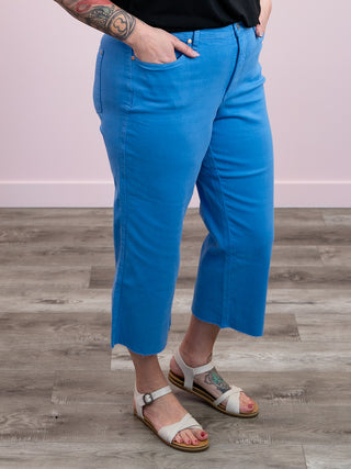 *FINAL SALE* Judy Blue | High Rise | SKY BLUE Tummy Control Wide Crop | Chad