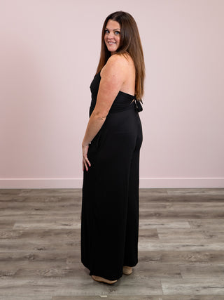 *FINAL SALE* Kyla Knotted Halter Jumpsuit | Black