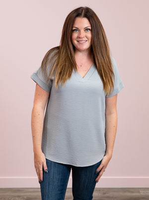 Amara Basic V-Neck Tee | Sleet