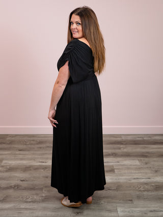 Blind Date Smocked Maxi Dress | Black