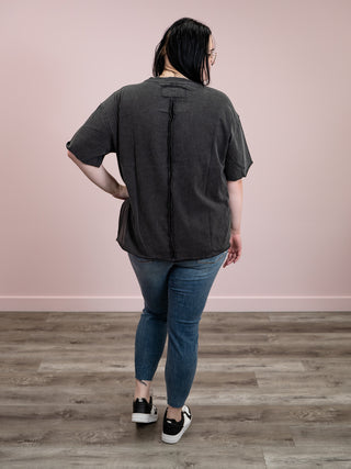 Ampersand | Boyfriend Tee | Blackbird