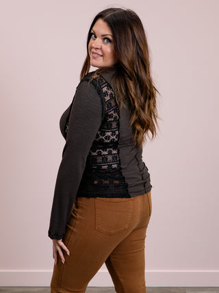 *FINAL SALE* Shania Ribbed Lace Detail Top | Charcoal