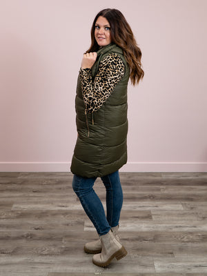 DEX | Davina Hooded Puffer Vest | Army Green