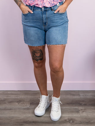 *FINAL SALE* Judy Blue | High Rise | Light Wash SHORTS | Malachi