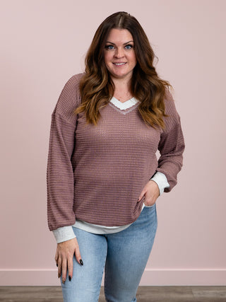 Sharp Edge V-Neck Top | Mauve