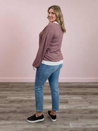 Sharp Edge V-Neck Top | Mauve