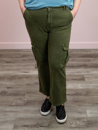 *FINAL SALE* Risen Jeans | High Rise | MOSS Cargo Pants | Dax