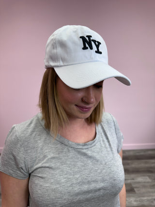 *FINAL SALE* City Logo Baseball Hat | NEW YORK White