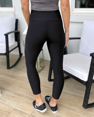 PREORDER** Grace and Lace  Cropped Midweight Daily Pocket Leggings –  Glamour and Lace Boutique