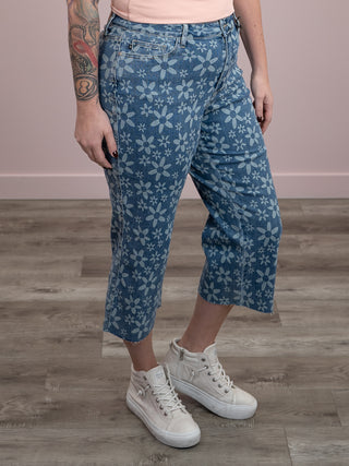 Judy Blue | High Rise | Flower Print Wide Leg Crop | Joel